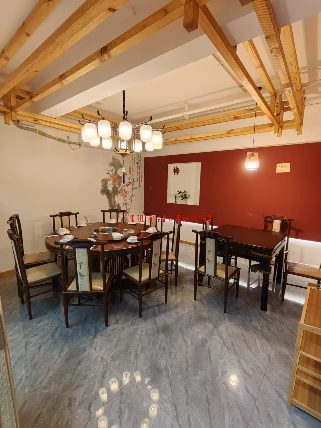 观山湖翠柳路280平精装修餐饮店转让